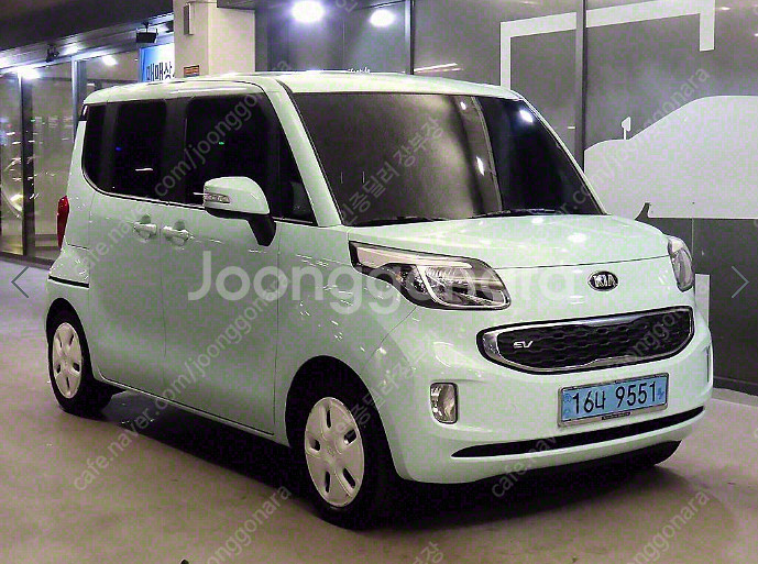 레이중고차시세 주행거리 짧은 차량! 깨끗하게 관리 잘된 전기차입니다! 강추!--7